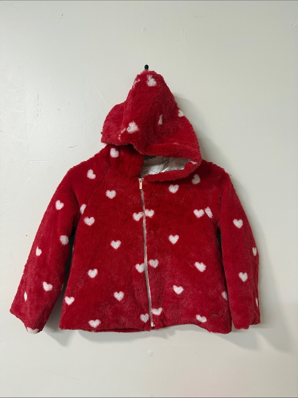 Tahari Red Fuzzy Hooded Jacket with White Heart Print